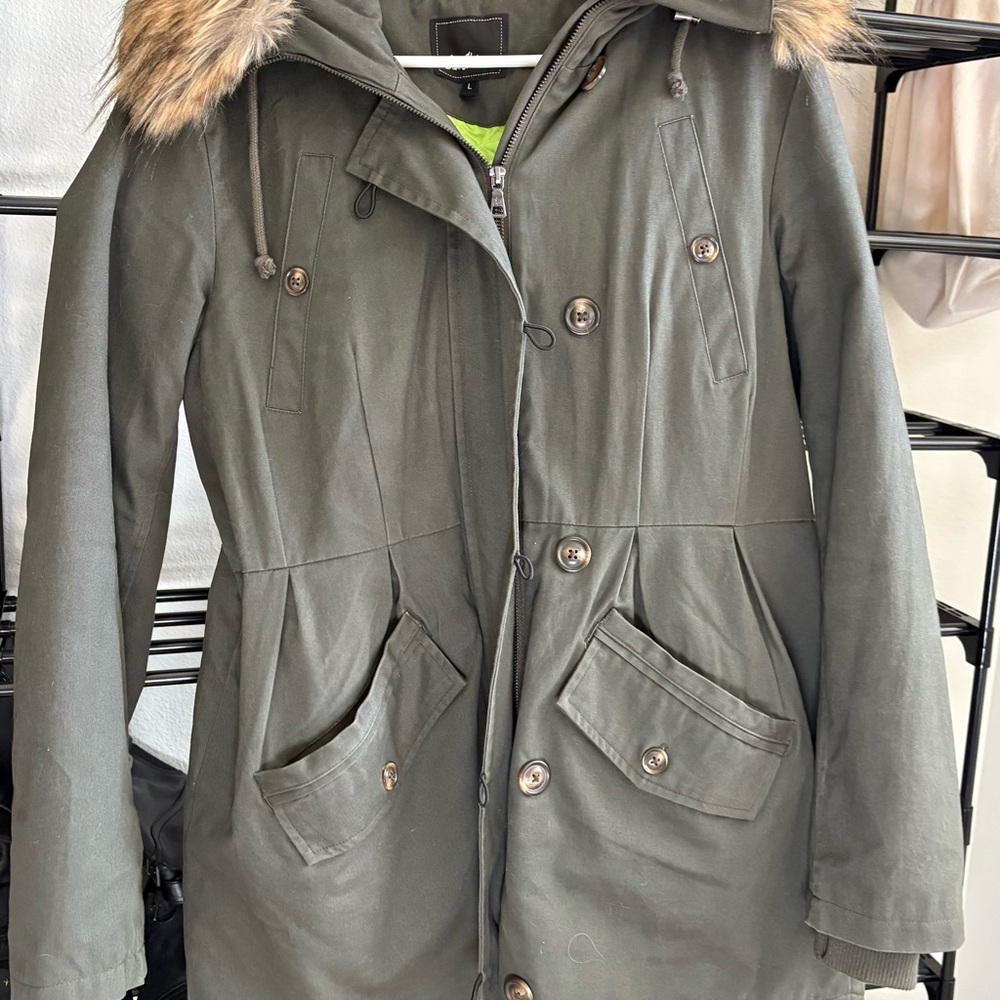 Sam Edelman Green Utility Jacket with Hood and Mid-Length Design Size L